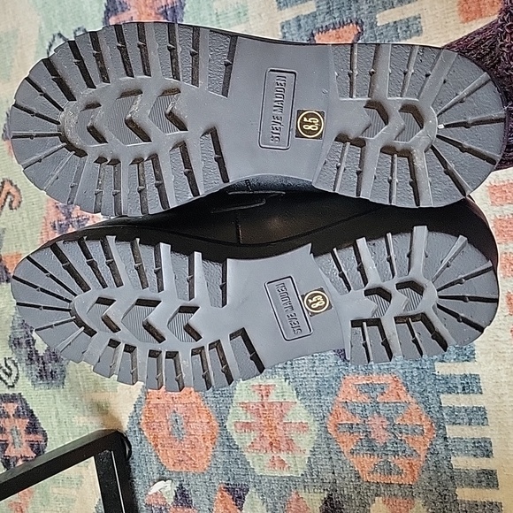 Steve Madden Black Leather Loafers - Picture 8 of 8